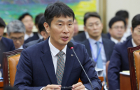 이복현 금감원장 “자금 쏠림에 금리 상승 가능성” 경고