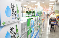 내년부터 소주 공장출고가 10.6% 인하…1247원→1115원