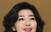식약처 “여에스더 운영 쇼핑몰, 일부 부당광고 확인”
