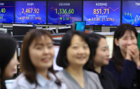 TSMC, 4분기 실적 선방…SK·삼성 등 반도체주 급등세