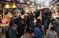 반년 만에 2%대 물가상승률?…기름값·신선식품에 ‘발목’