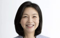 서울시의회 첫 여성 의장 탄생…후반기 최호정 시의원 당선