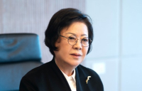 송영숙 한미약품 회장, 경영서 물러난다…“전문경영인 지원”