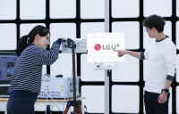 LG U+, 차세대 ‘거울’ 기술···‘6G 시대 준비 가속화’