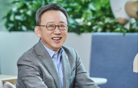 [은행권 올해경영전략] ② 글로벌 강자 정상혁 신한은행장의 리딩뱅크 굳히기