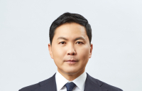 콜마그룹, 남매 간 다툼 법정서 정면 충돌... ‘경영권 행사 적법했나’ 두고 공방